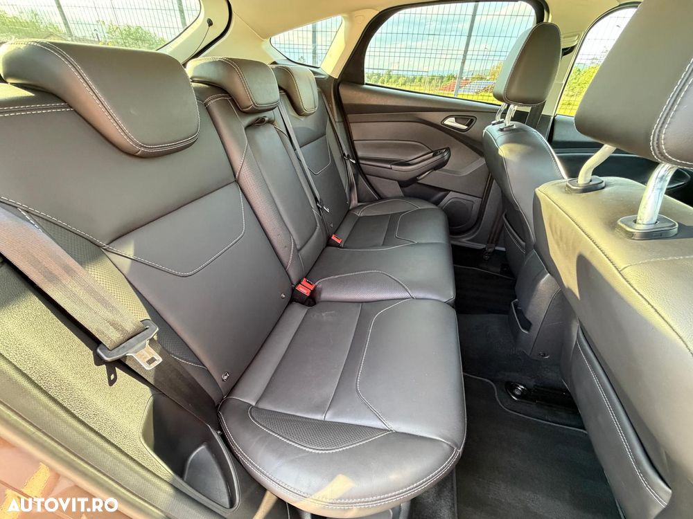 Ford Focus 1.5 EcoBoost Start-Stopp-System TITANIUM - 24
