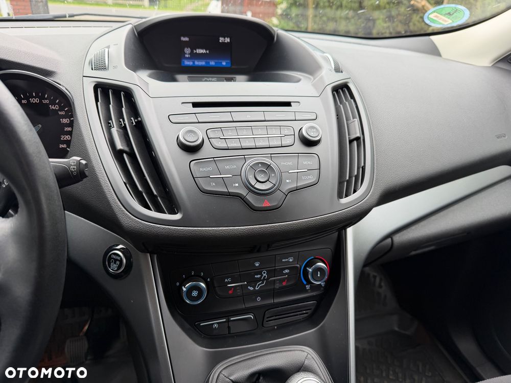 Ford Kuga - 11