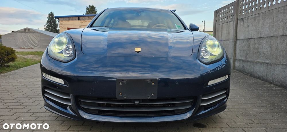 Porsche Panamera 4 PDK - 2