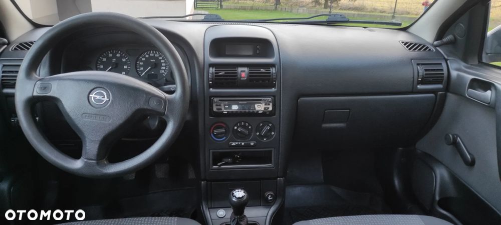 Opel Astra 1.4 Essentia - 8