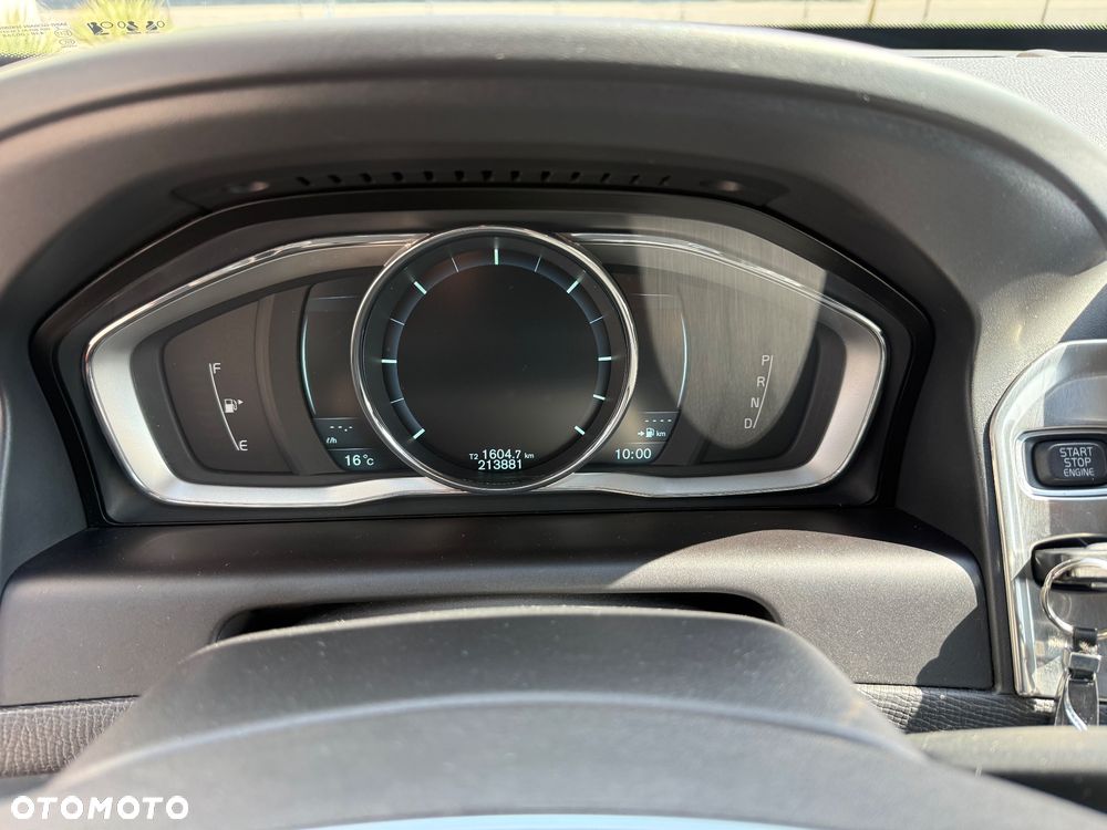 Volvo XC 60 D5 AWD Geartronic Summum - 21