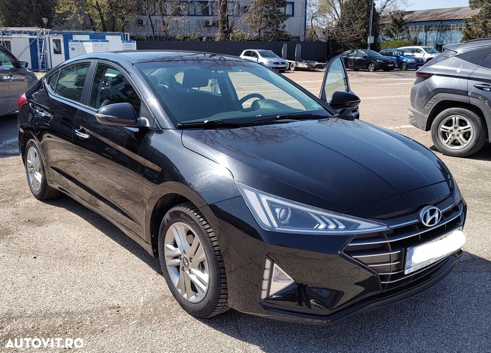 Hyundai Elantra 1.6 MPi Highway - 1