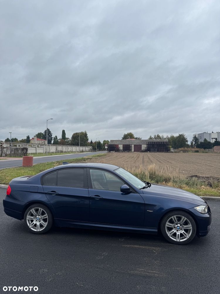 BMW Seria 3 320d Efficient Dynamics - 4