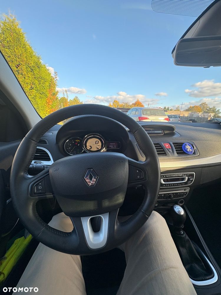 Renault Megane 1.9 dCi FAP Dynamique - 4