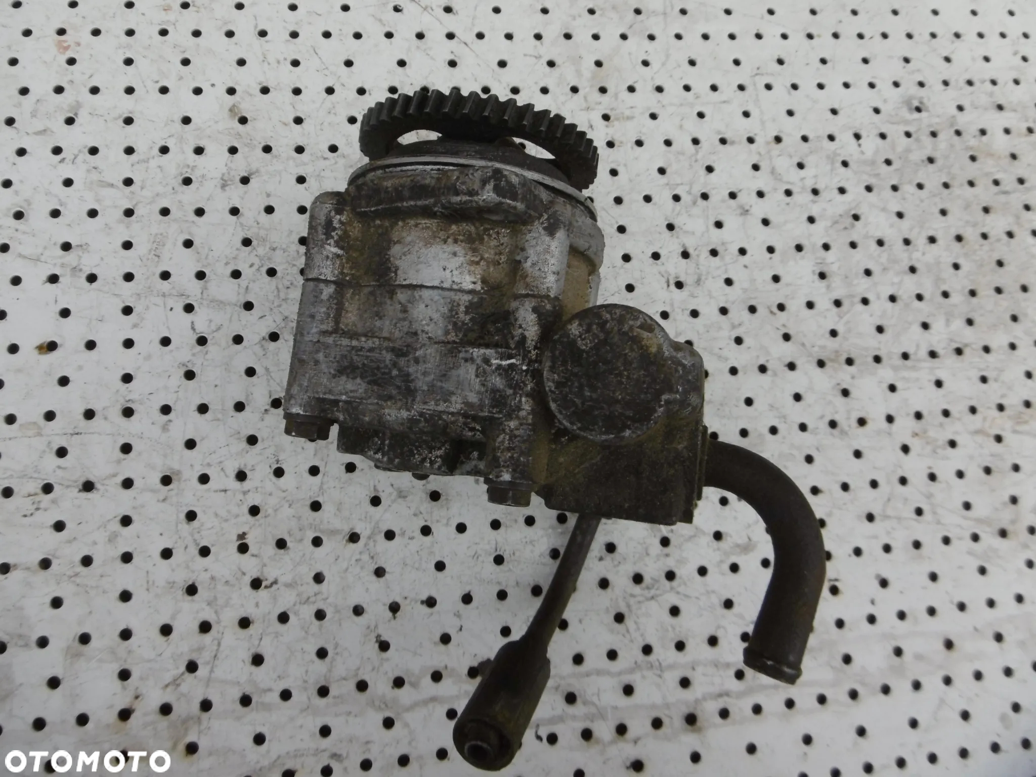 POMPA WSPOMAGANIA VW LT 2.8 TDI - 3