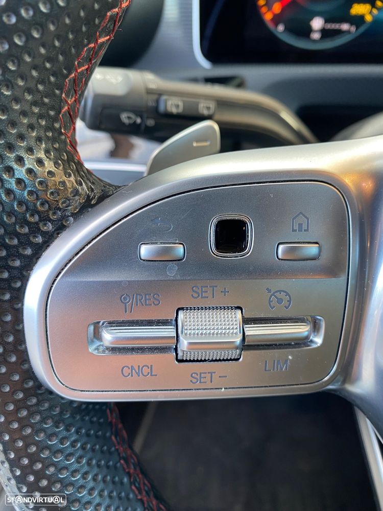 Mercedes-Benz A 35 AMG 4Matic Speedshift DCT 7G Edition 1 - 32