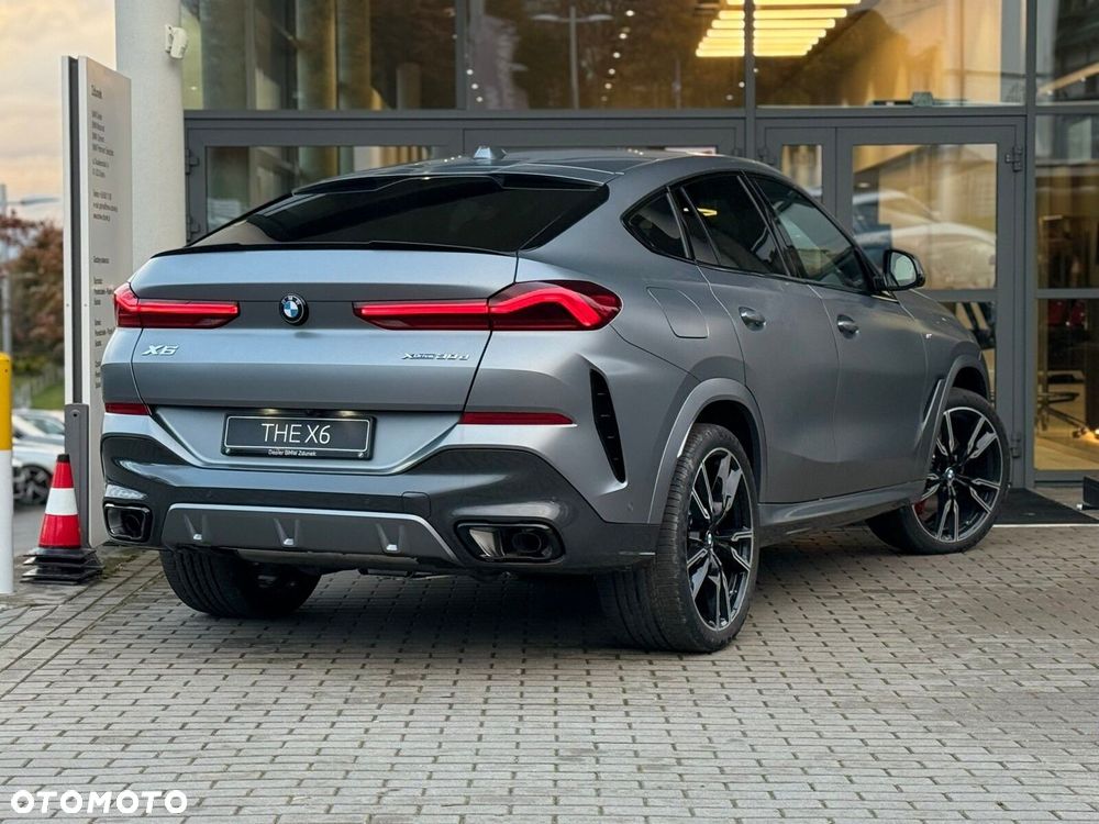 BMW X6 - 10