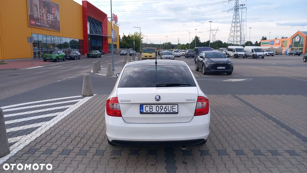 Skoda RAPID 1.6 TDI DPF Edition - 18