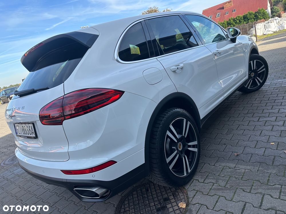 Porsche Cayenne Diesel Platinum Edition - 4