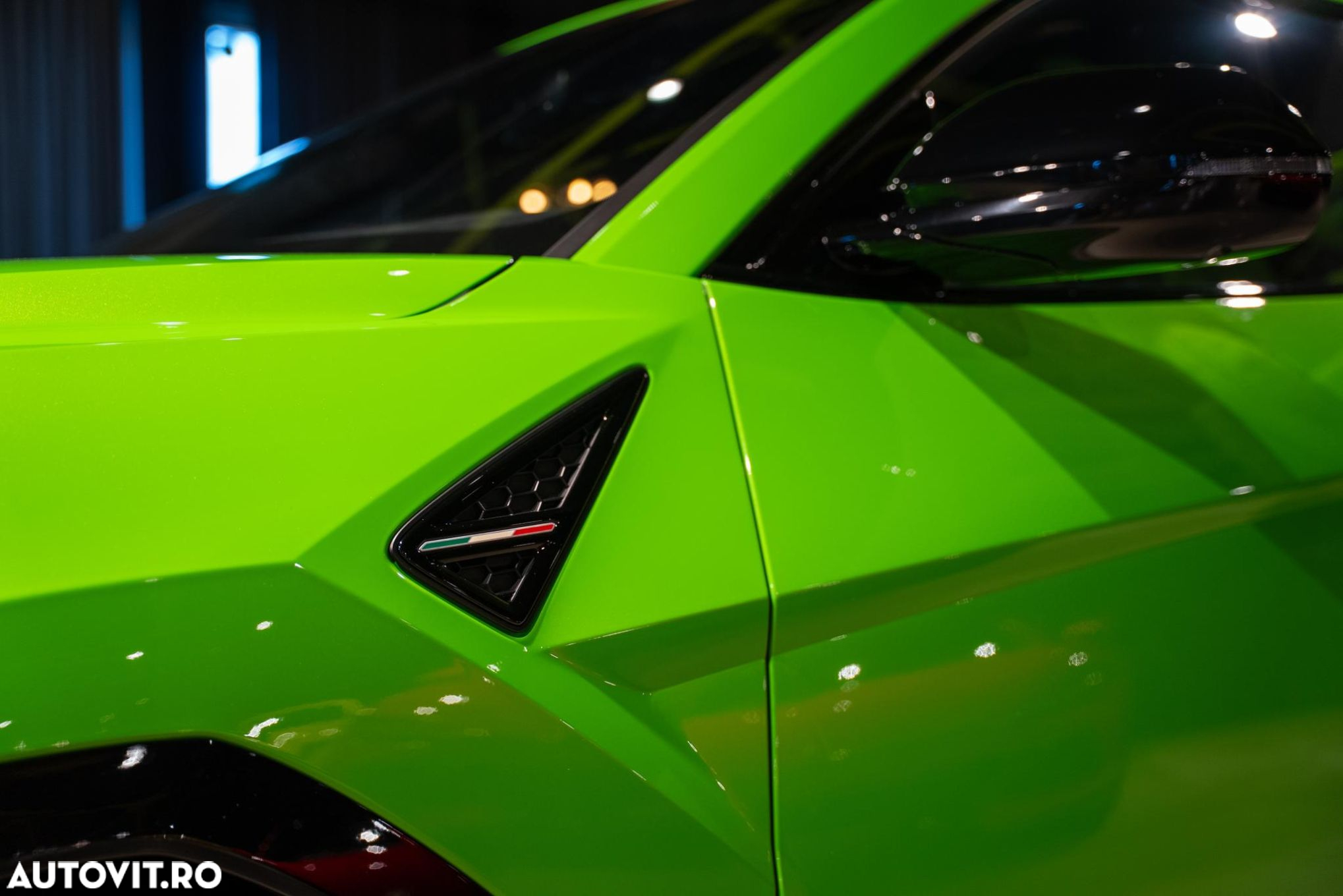 Lamborghini URUS - 25