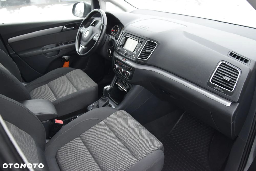 Volkswagen Sharan 2.0 TDI Highline DSG - 11
