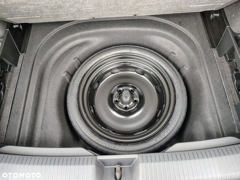 Volkswagen Golf Variant - 10