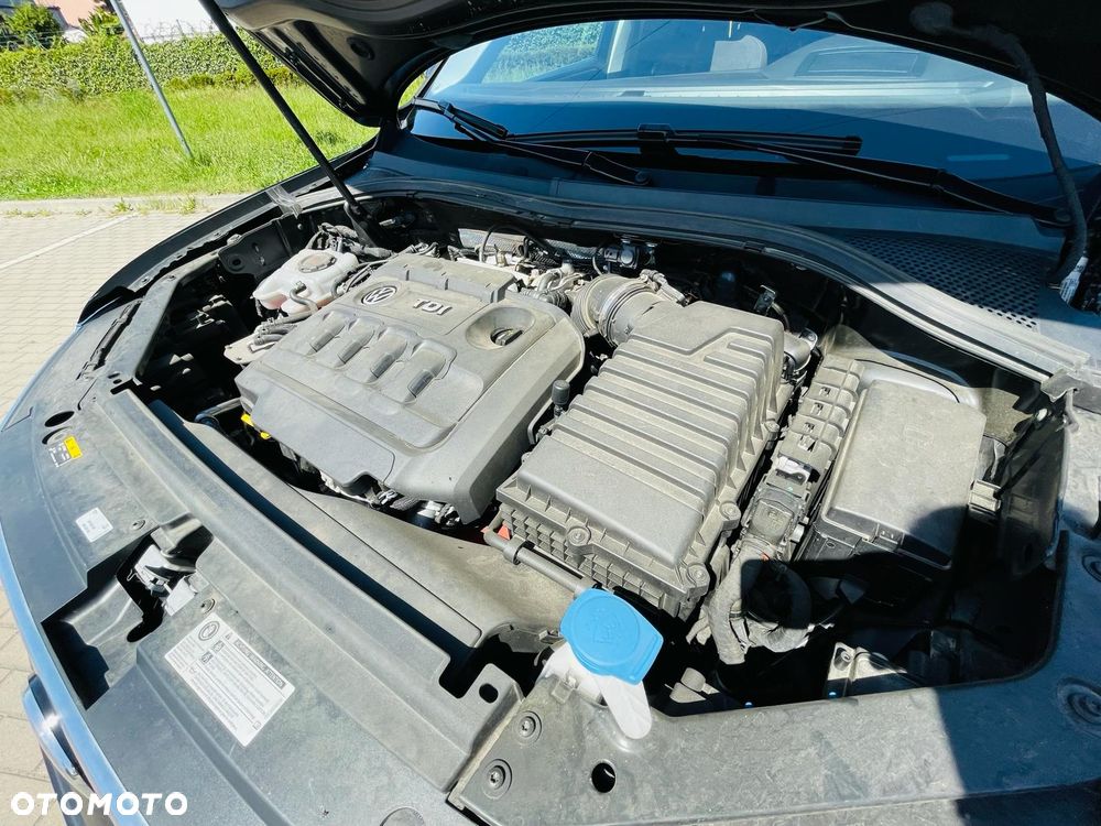Volkswagen Tiguan 2.0 TDI SCR 4MOTION DSG Highline - 26