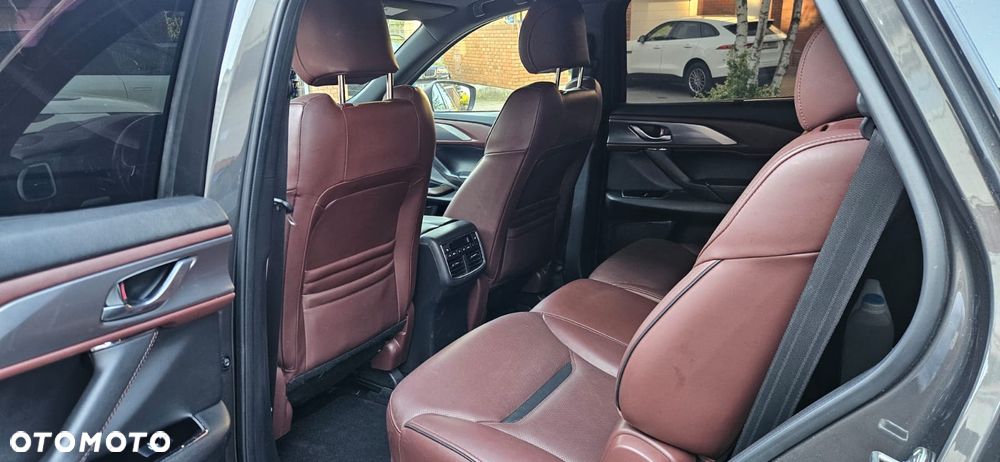 Mazda CX-9 - 8