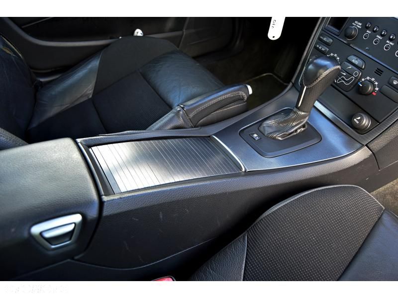 Volvo V70 D5 AWD DPF Momentum - 13