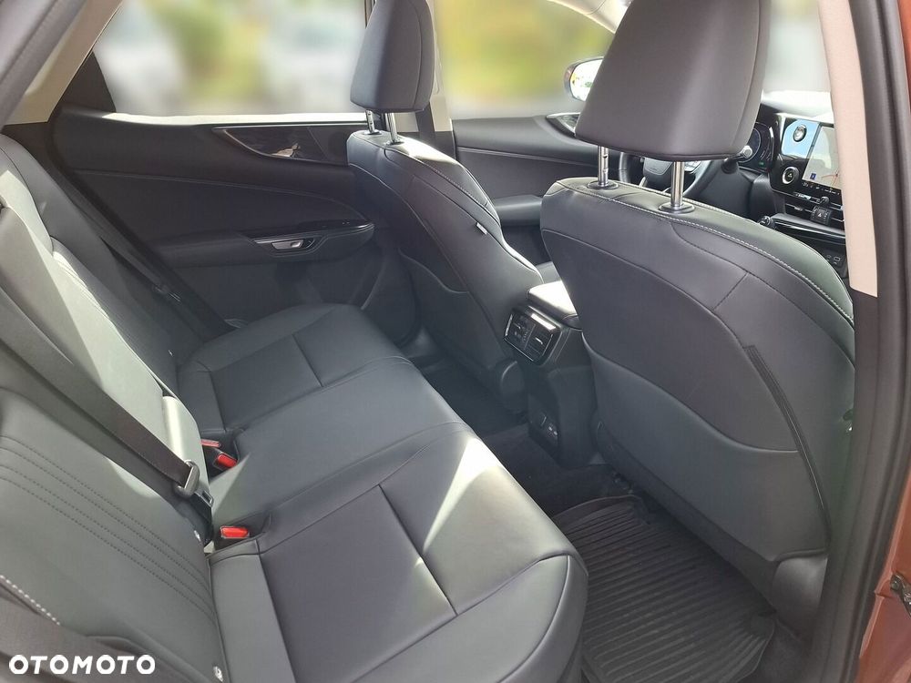 Lexus NX 350h Prestige 2WD - 21