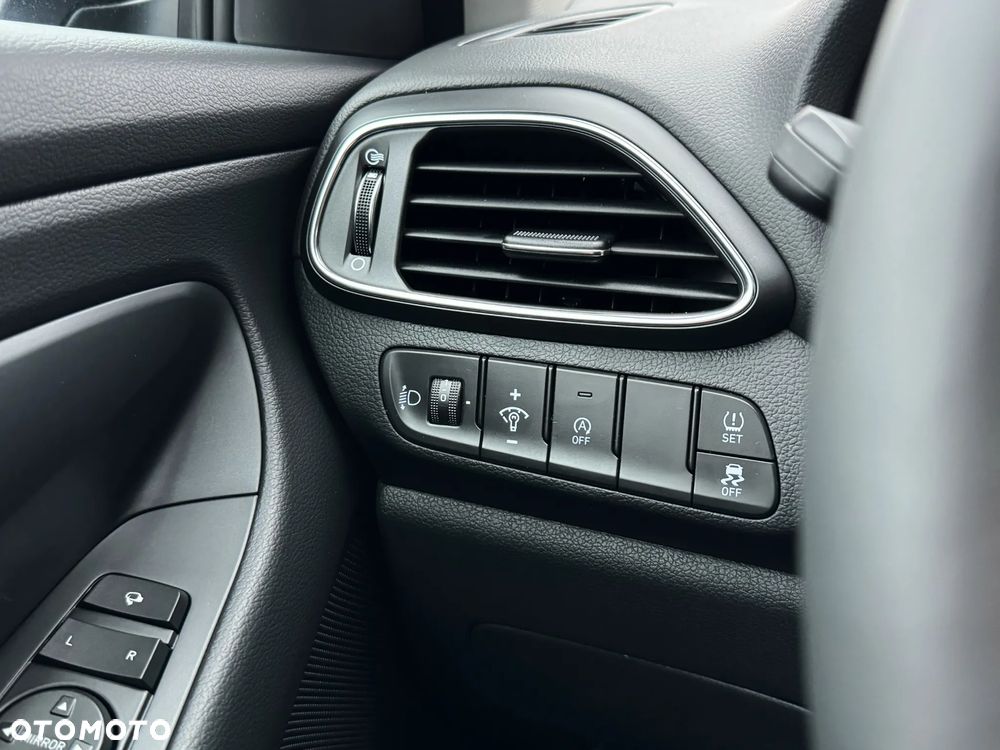 Hyundai i30 1.0 T-GDI Pure - 25