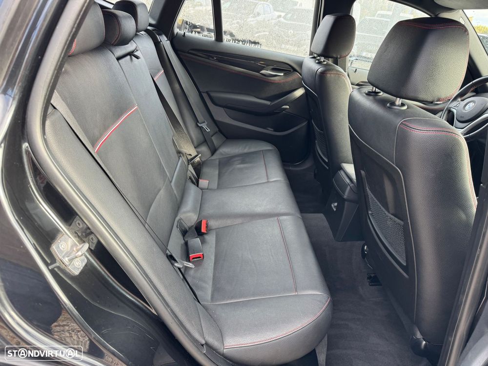 BMW X1 18 d sDrive Line Sport - 13