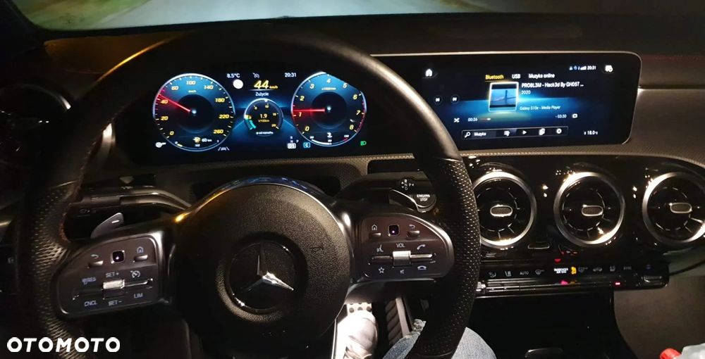 Mercedes-Benz CLA - 7