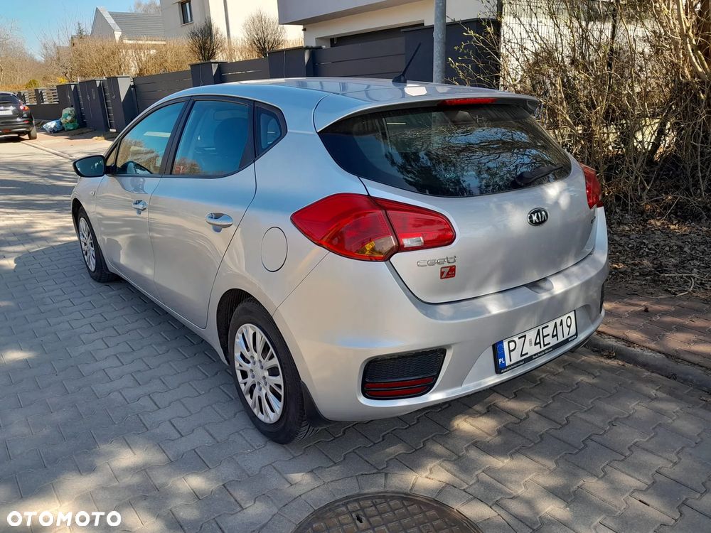 Kia Ceed 1.4 CRDi M - 7