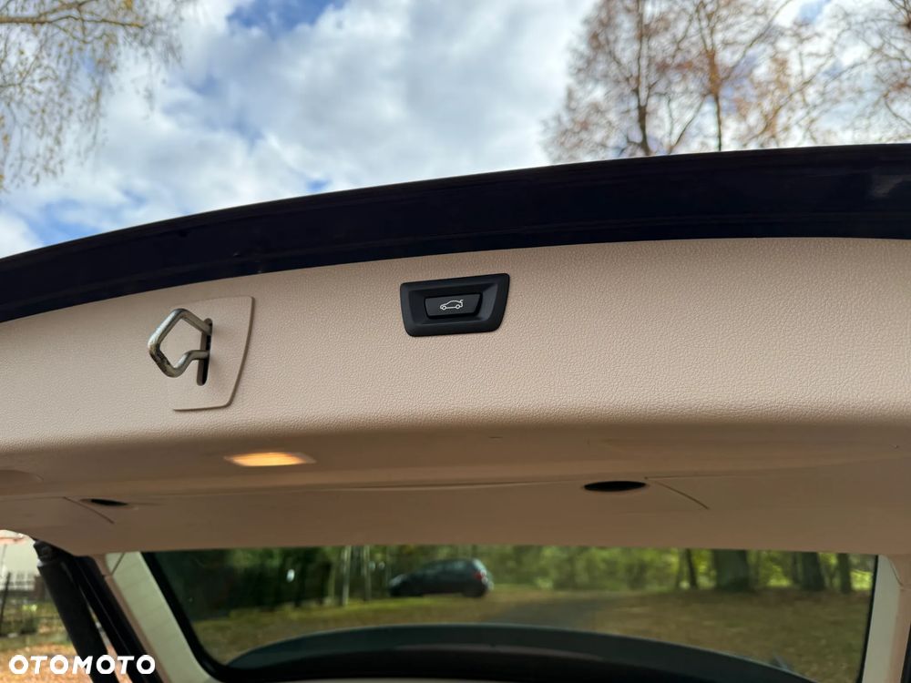 BMW Seria 3 318d DPF - 27