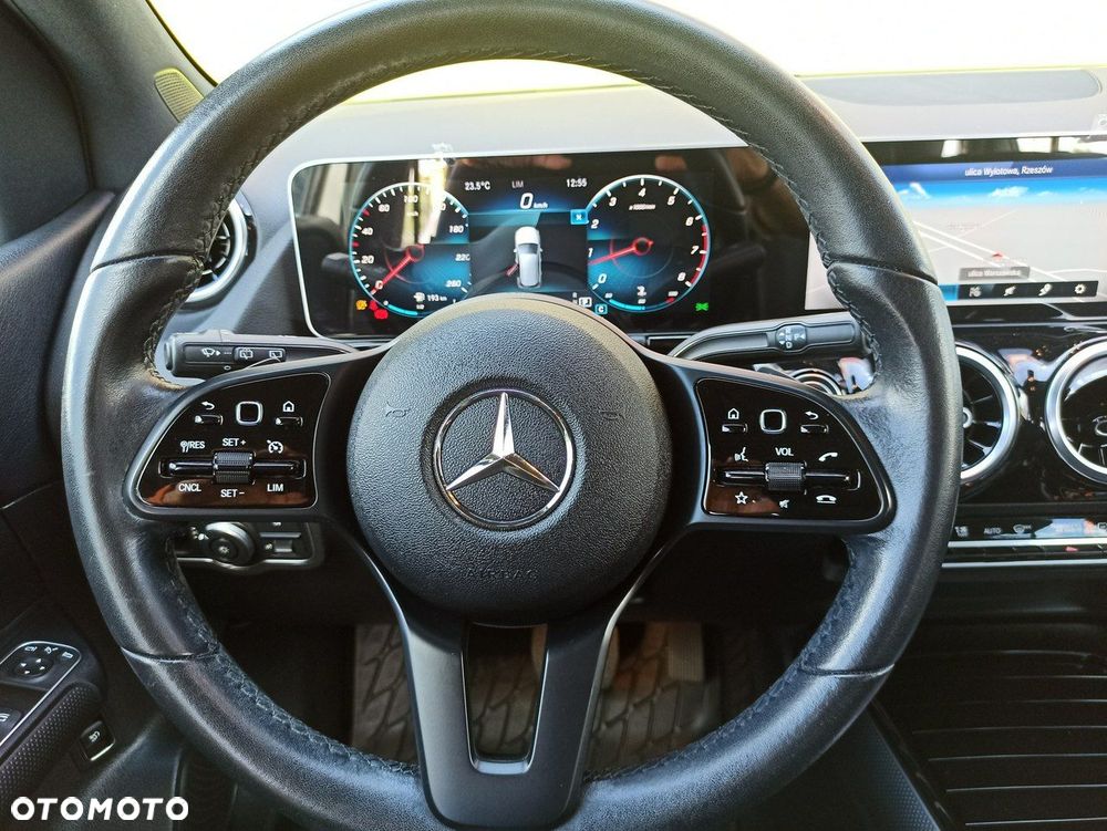 Mercedes-Benz Klasa B 220 4-Matic Progressive 7G-DCT - 18