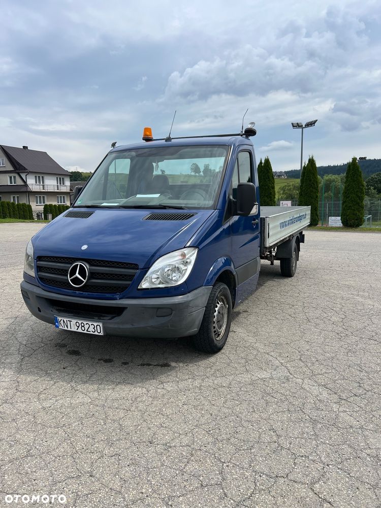 Mercedes-Benz Sprinter - 12