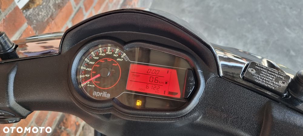 Aprilia SR - 6