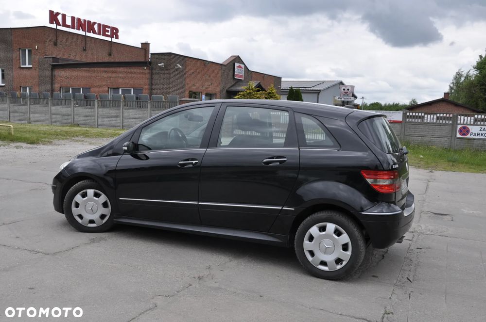 Mercedes-Benz Klasa B 180 CDI Autotronic - 12
