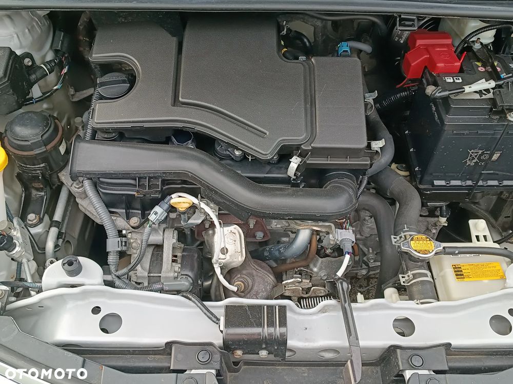 Toyota Yaris - 10