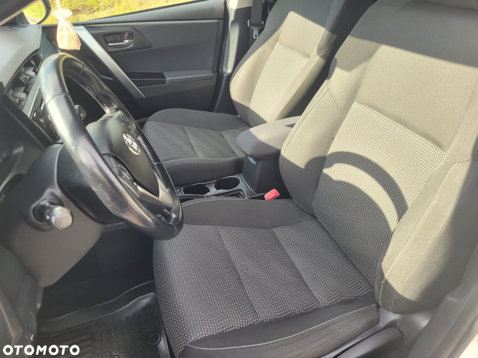 Toyota Auris - 15