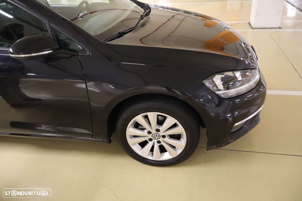 VW Golf 1.6 TDi BlueMotion Confortline - 9