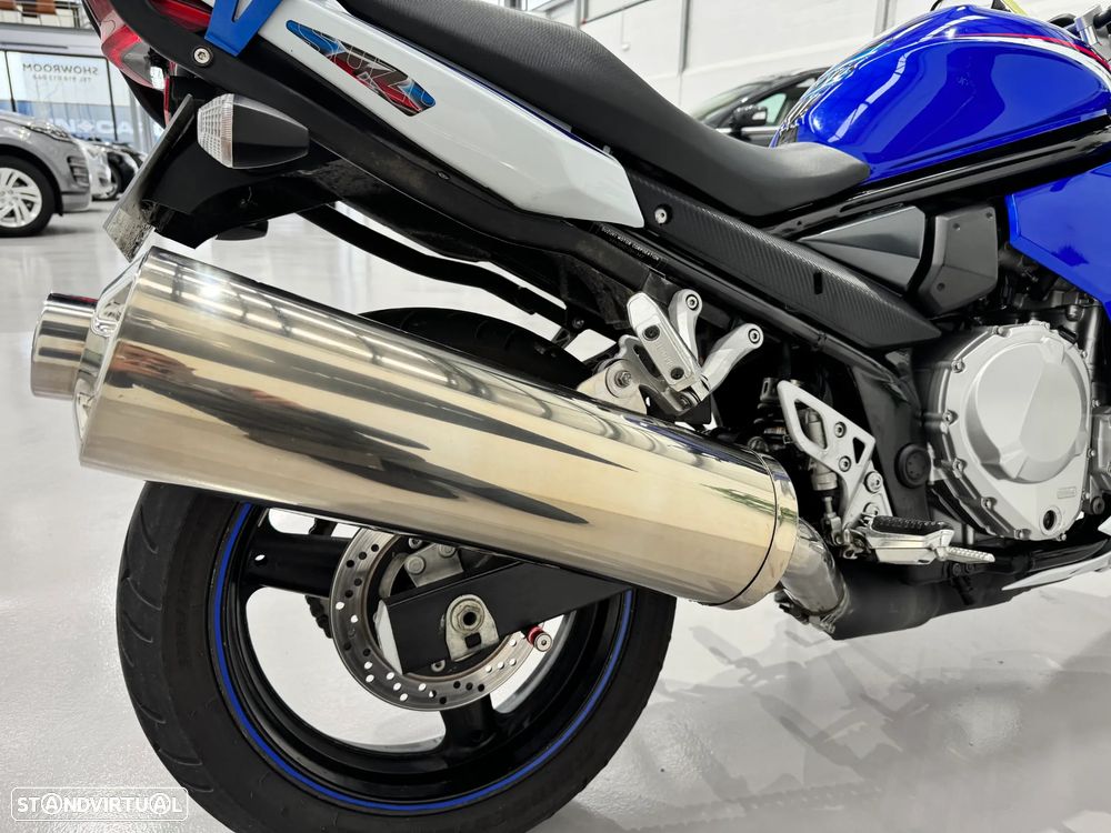 Suzuki GSX 650 F - 12