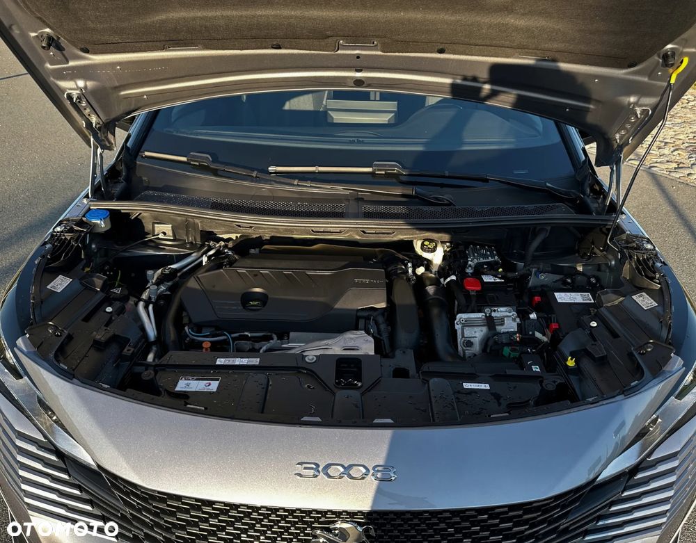 Peugeot 3008 225 e-EAT8 GT - 10