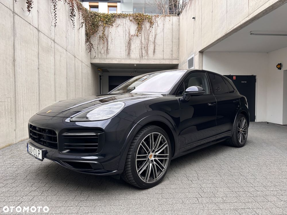 Porsche Cayenne Standard - 32