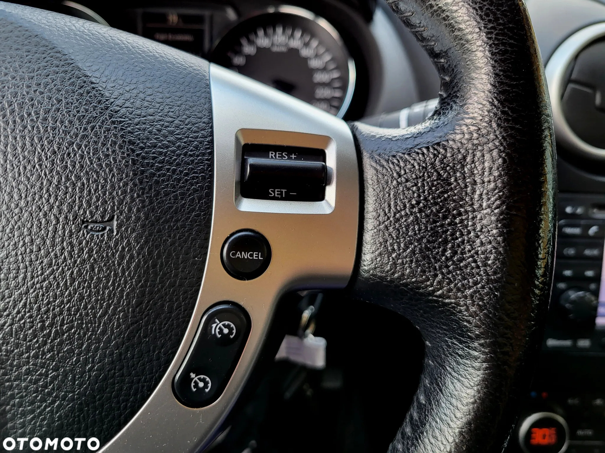 Nissan Qashqai - 34