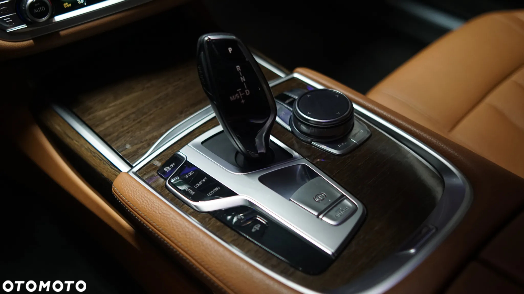 BMW Seria 7 740Li xDrive - 17