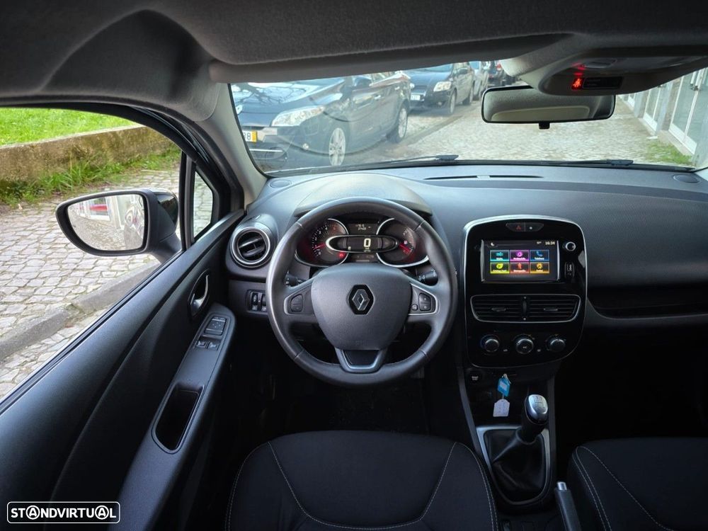 Renault Clio Sport Tourer 1.5 dCi Limited - 17