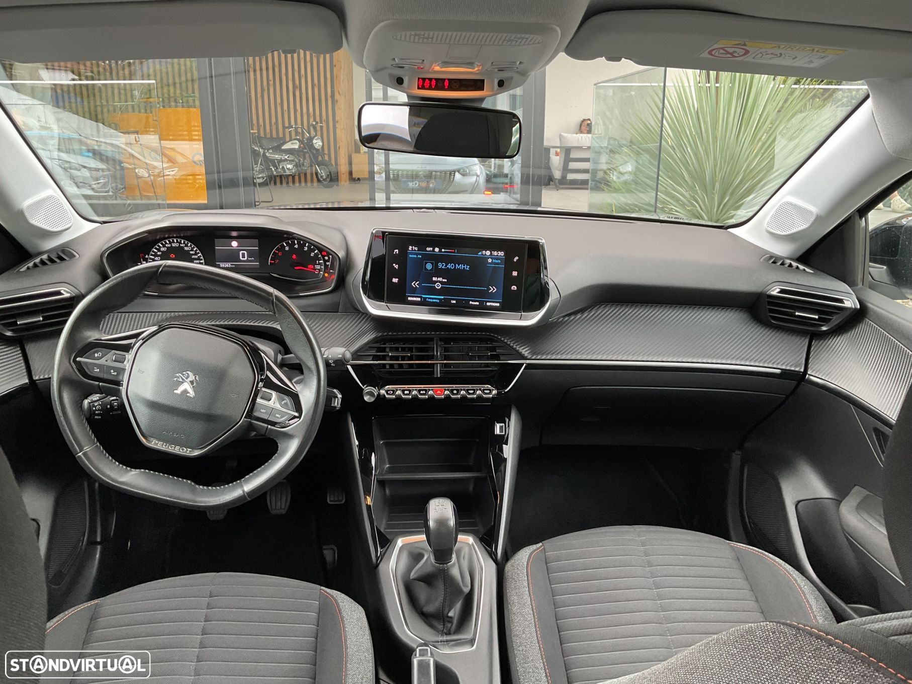 Peugeot 208 1.2 PureTech Active - 32