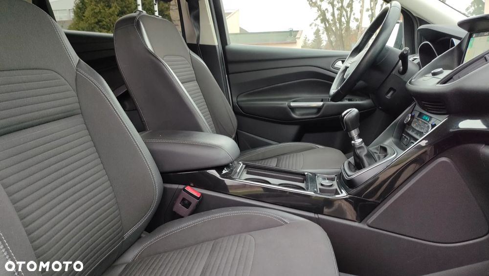 Ford Kuga 1.5 EcoBoost 2x4 Individual - 14