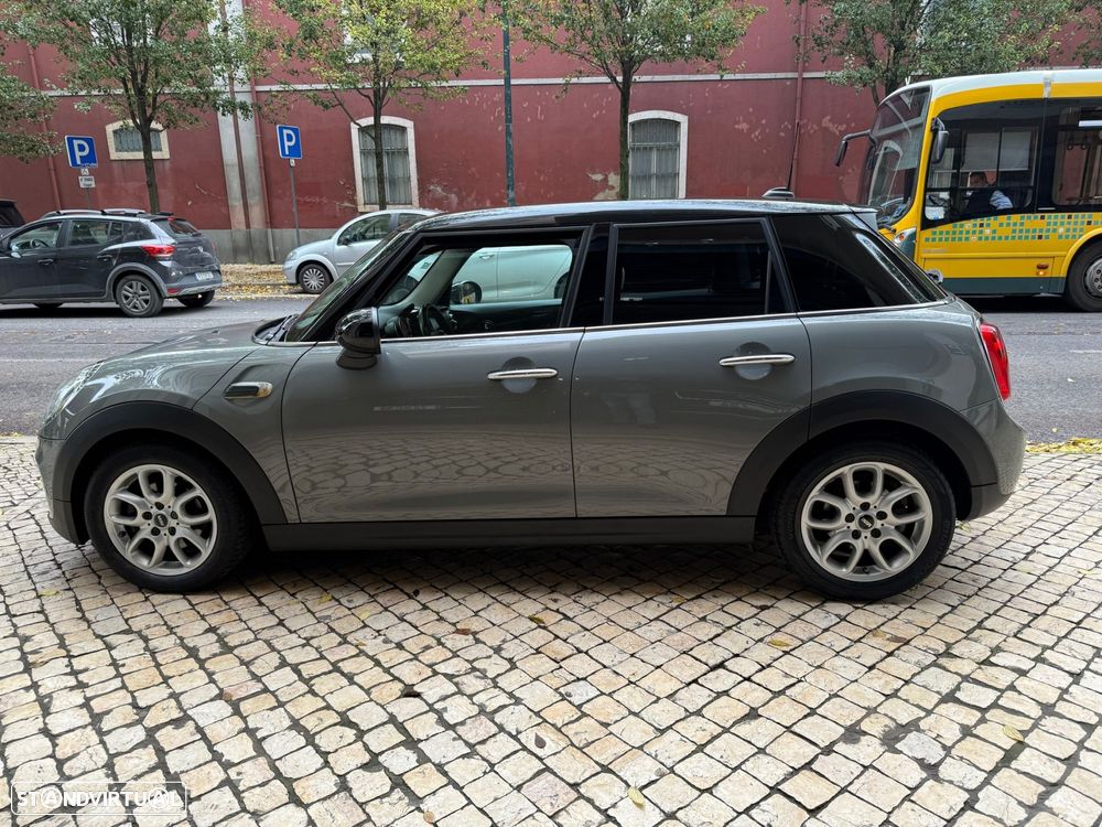 MINI 5 Portas Cooper D - 16