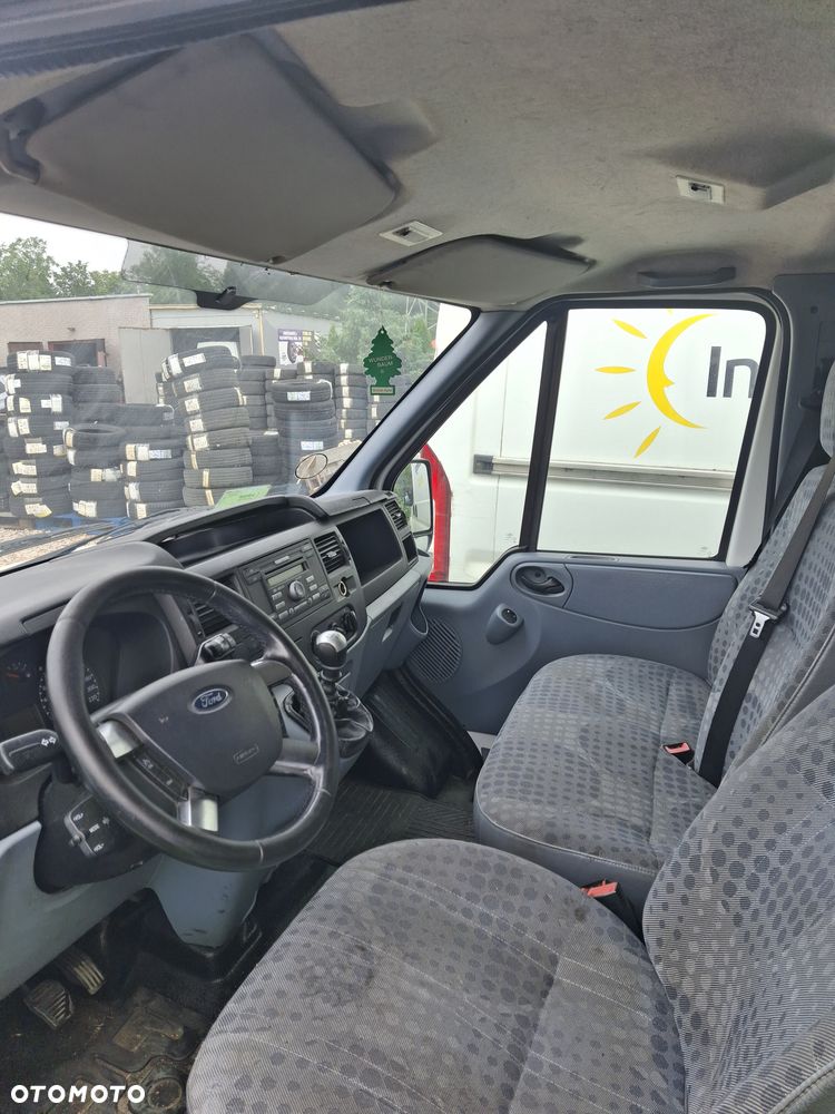 Ford Transit - 5