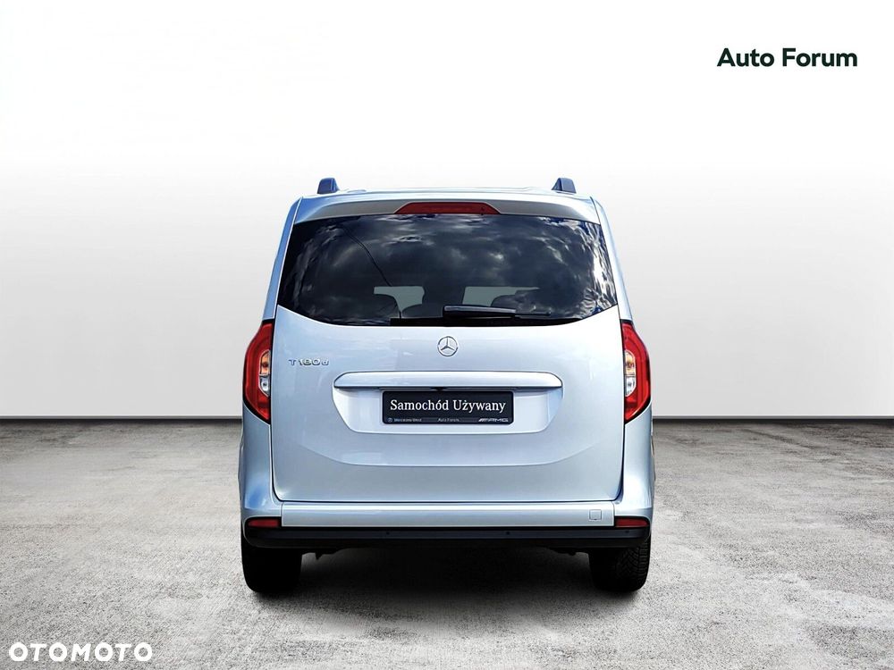 Mercedes-Benz Klasa T 180 d Style - 4