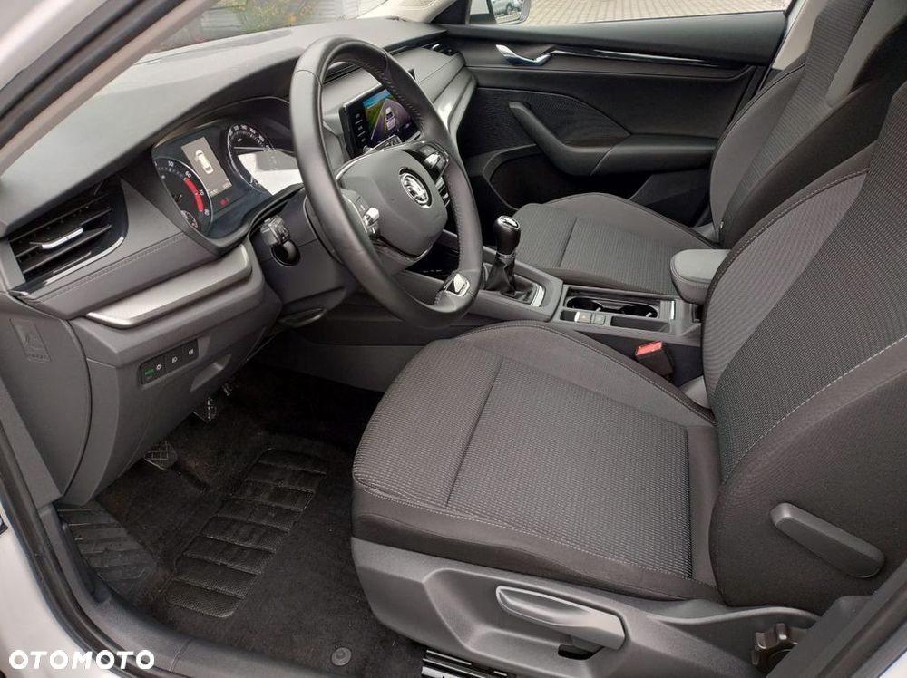 Skoda Octavia 1.5 TSI ACT Ambition - 9