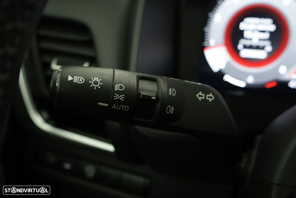 Nissan Qashqai 1.3 DIG-T N-Connecta LED Xtronic - 14