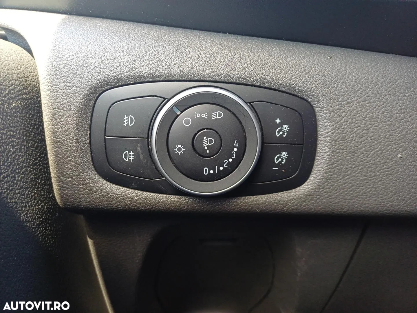 Ford Transit Custom - 12