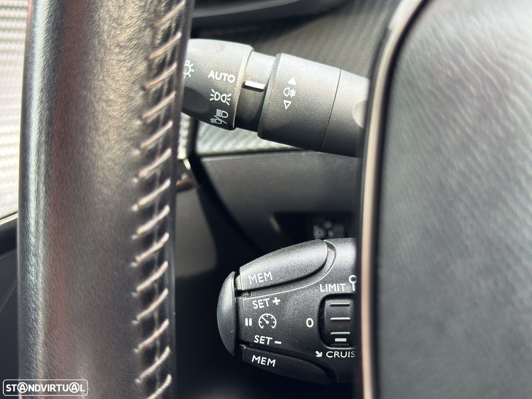 Peugeot 208 1.5 BlueHDi Active - 18