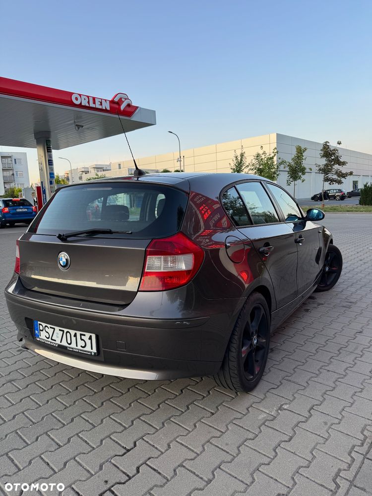 BMW Seria 1 118d - 5
