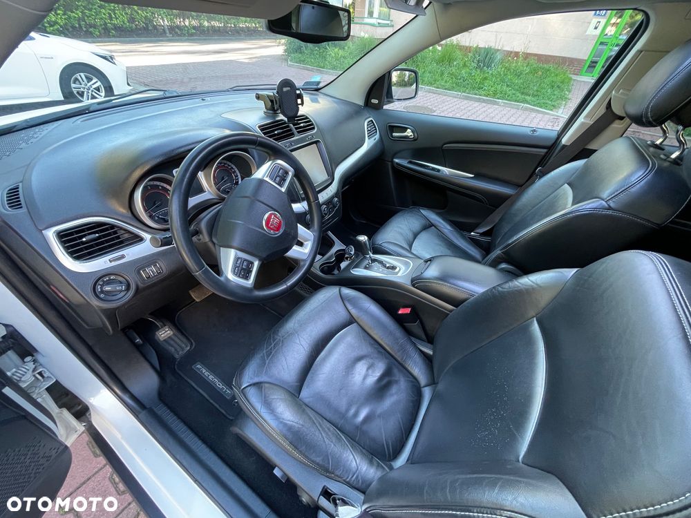 Fiat Freemont 2.0 Multijet 16V DPF Automatik Allrad Lounge - 12