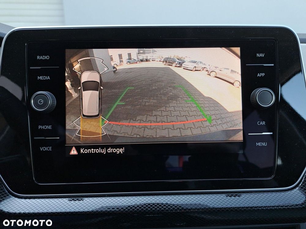 Volkswagen T-Cross - 34